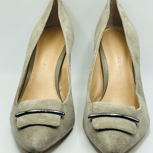 Banana Republic Heeled Pumps Size 8.5 - Picture 2 of 7